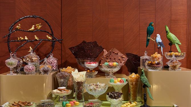 Can I order Items from the IGNIV Candy store outside of the Restaurant?