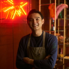 Sous Chef Krit Un-em